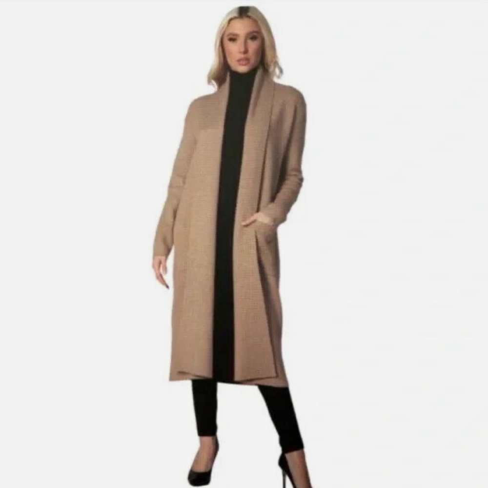 NWT - MaxSportLA Long Sleeved Duster Cardigan Size - Small - Color - Sand